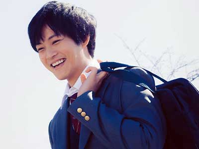 松坂桃李の大学や高校の学歴 出身情報 卒アル画像がイケメン