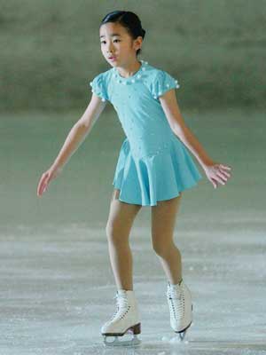 佳子さま　小学生時代　フィギュアスケート