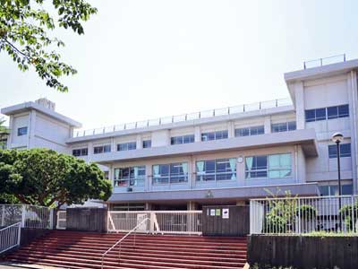 横須賀市立神明中学校