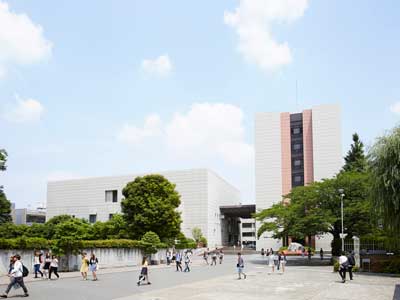駒沢大学